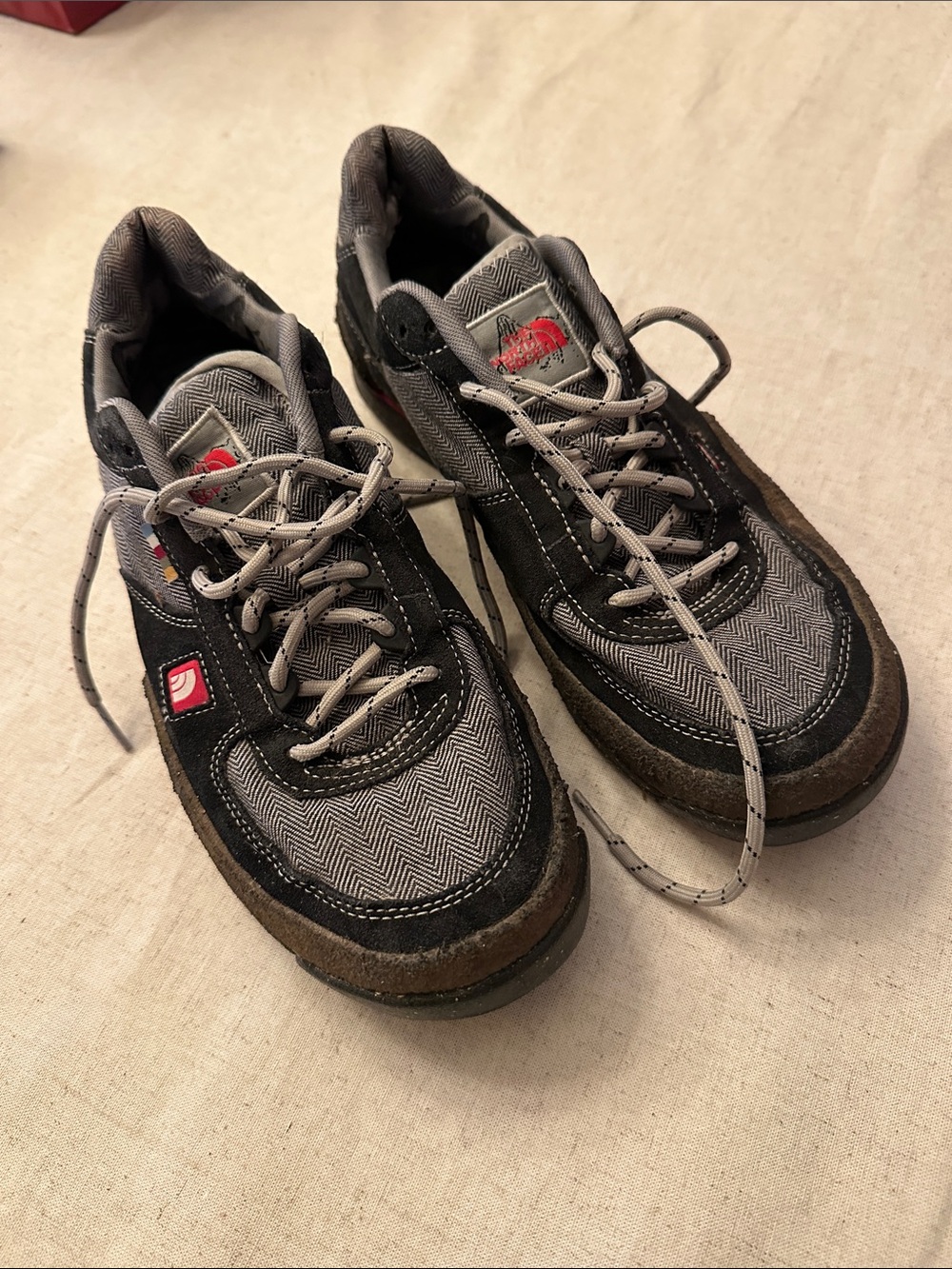 The North Face Men's Gray and Brown Herringbone Sneakers